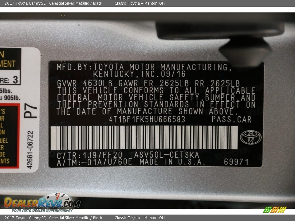 2017 Toyota Camry SE Celestial Silver Metallic / Black Photo #18