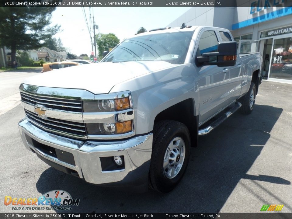 2018 Chevrolet Silverado 2500HD LT Double Cab 4x4 Silver Ice Metallic / Jet Black Photo #3