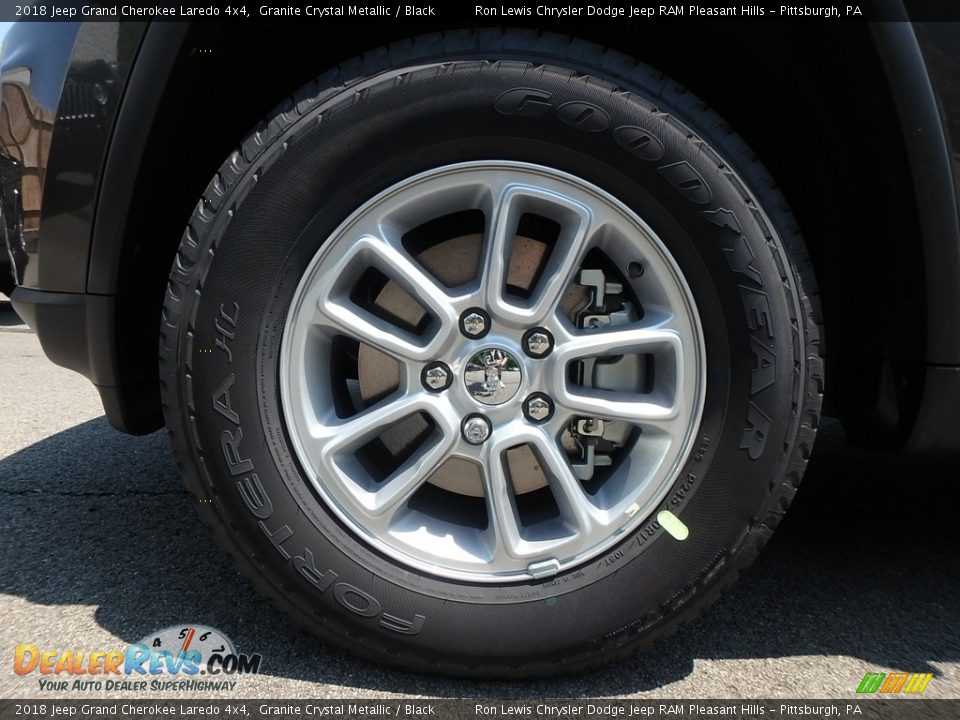 2018 Jeep Grand Cherokee Laredo 4x4 Granite Crystal Metallic / Black Photo #9
