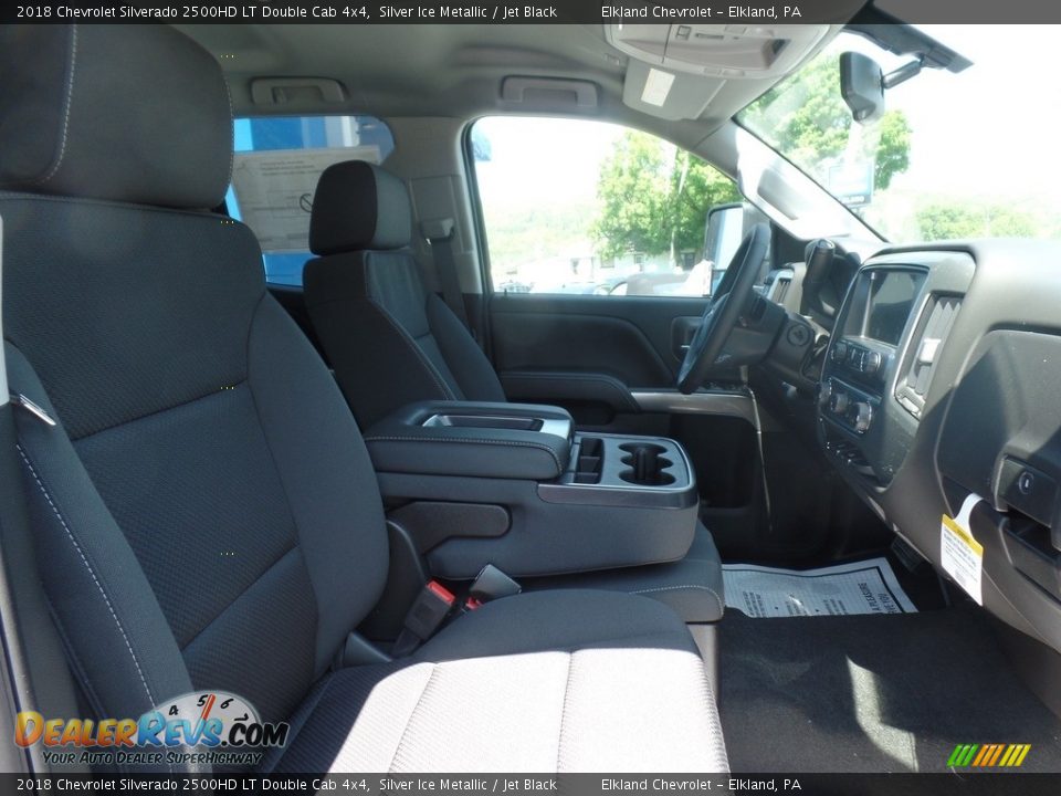 2018 Chevrolet Silverado 2500HD LT Double Cab 4x4 Silver Ice Metallic / Jet Black Photo #16