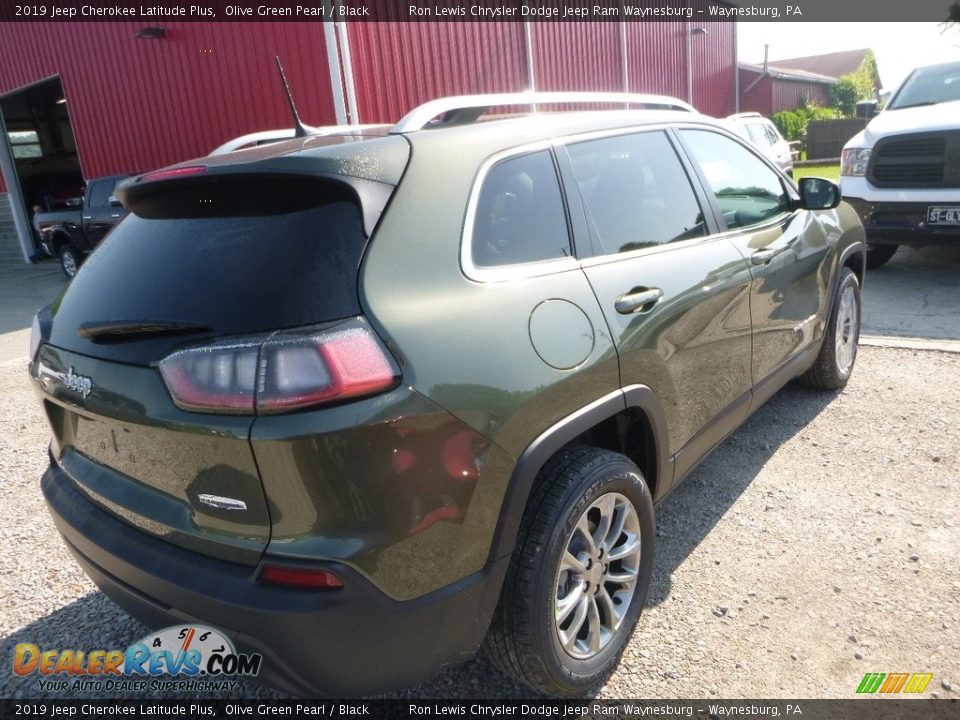2019 Jeep Cherokee Latitude Plus Olive Green Pearl / Black Photo #5