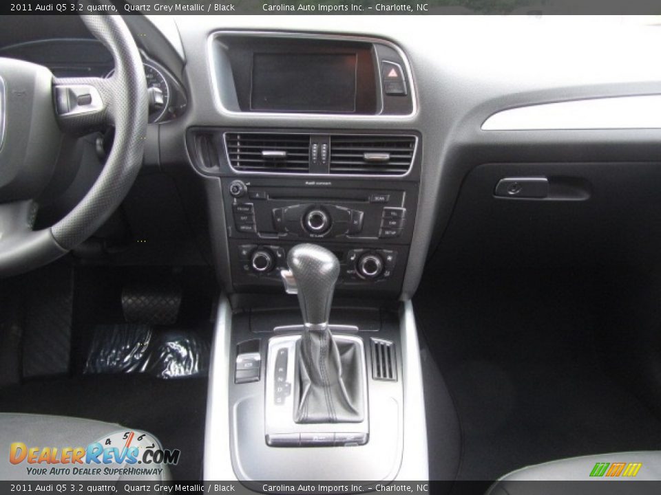 2011 Audi Q5 3.2 quattro Quartz Grey Metallic / Black Photo #15