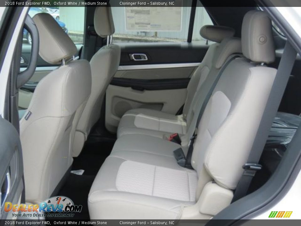 Rear Seat of 2018 Ford Explorer FWD Photo #5