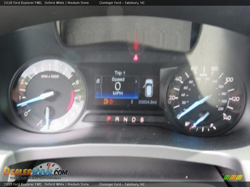 2018 Ford Explorer FWD Oxford White / Medium Stone Photo #11