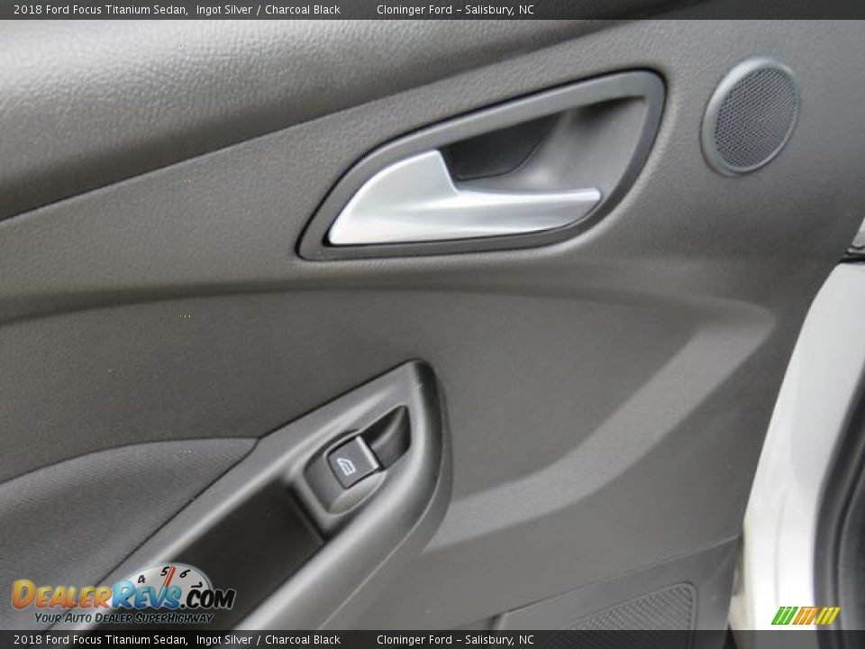 2018 Ford Focus Titanium Sedan Ingot Silver / Charcoal Black Photo #6