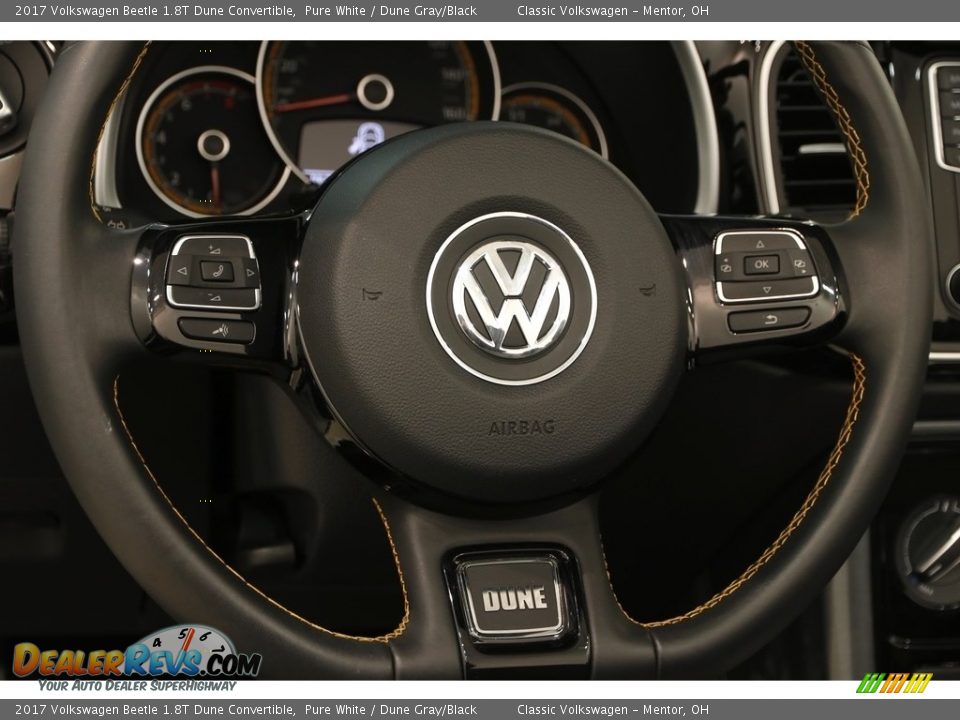 2017 Volkswagen Beetle 1.8T Dune Convertible Steering Wheel Photo #8