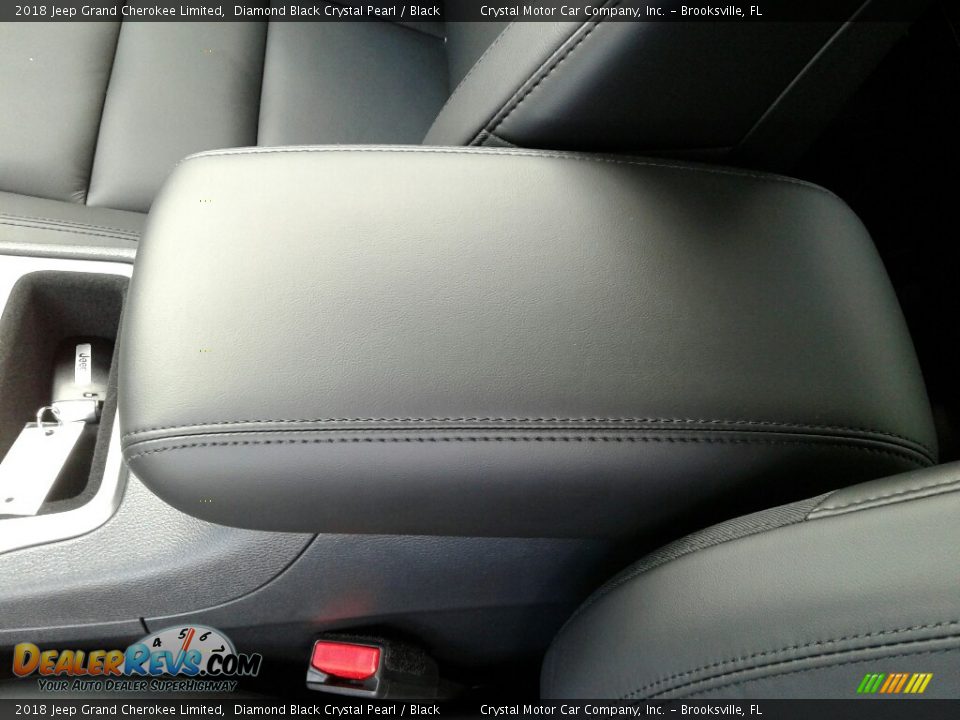 2018 Jeep Grand Cherokee Limited Diamond Black Crystal Pearl / Black Photo #18
