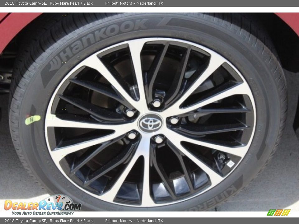 2018 Toyota Camry SE Ruby Flare Pearl / Black Photo #5
