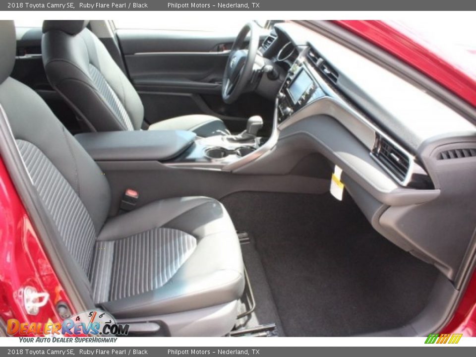 2018 Toyota Camry SE Ruby Flare Pearl / Black Photo #33