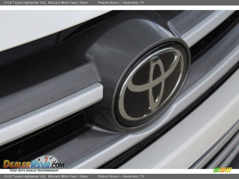 2018 Toyota Highlander XLE Blizzard White Pearl / Black Photo #11