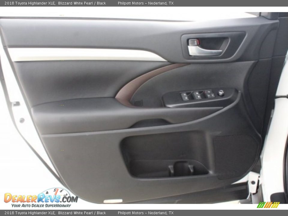 2018 Toyota Highlander XLE Blizzard White Pearl / Black Photo #12