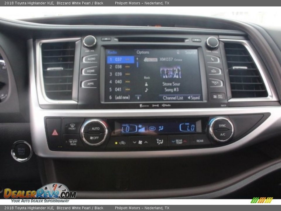 2018 Toyota Highlander XLE Blizzard White Pearl / Black Photo #18