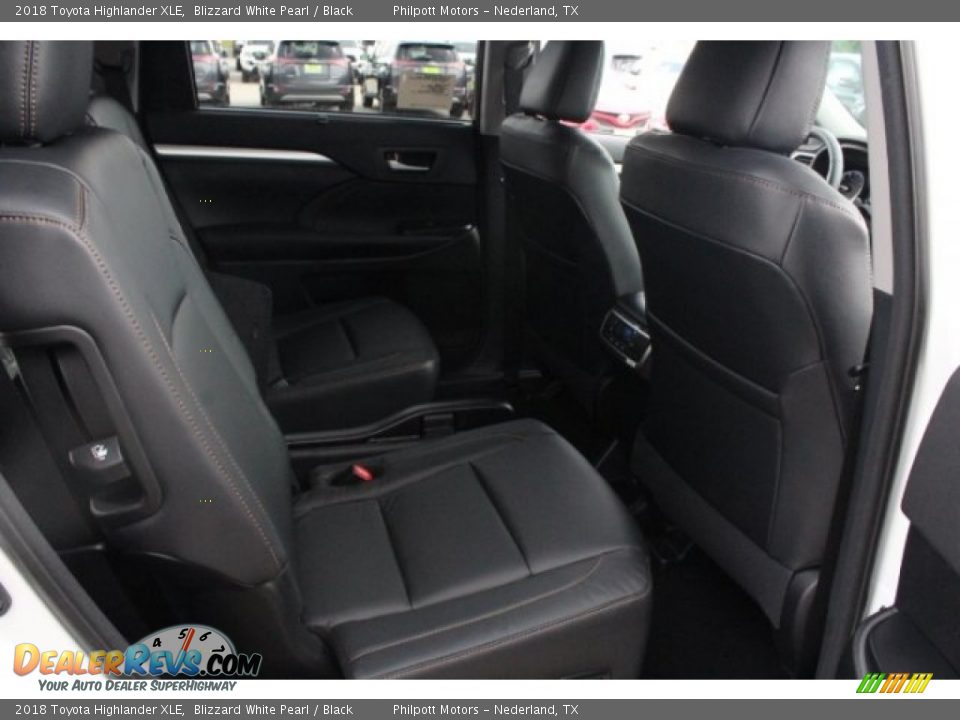 2018 Toyota Highlander XLE Blizzard White Pearl / Black Photo #32