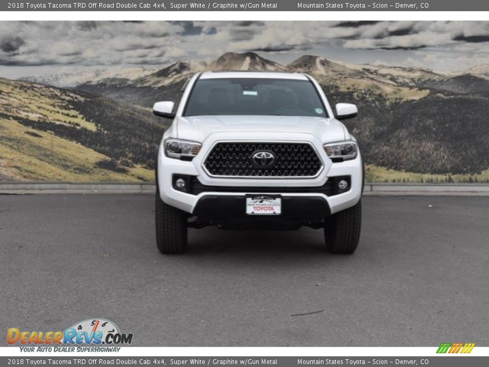 2018 Toyota Tacoma TRD Off Road Double Cab 4x4 Super White / Graphite w/Gun Metal Photo #2