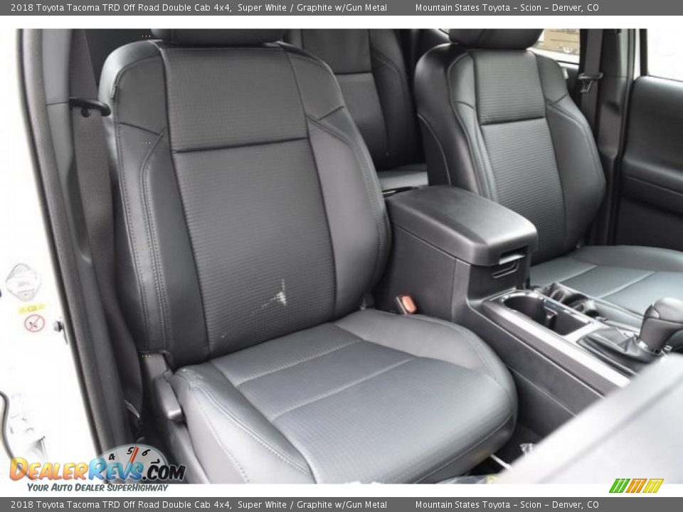 2018 Toyota Tacoma TRD Off Road Double Cab 4x4 Super White / Graphite w/Gun Metal Photo #13