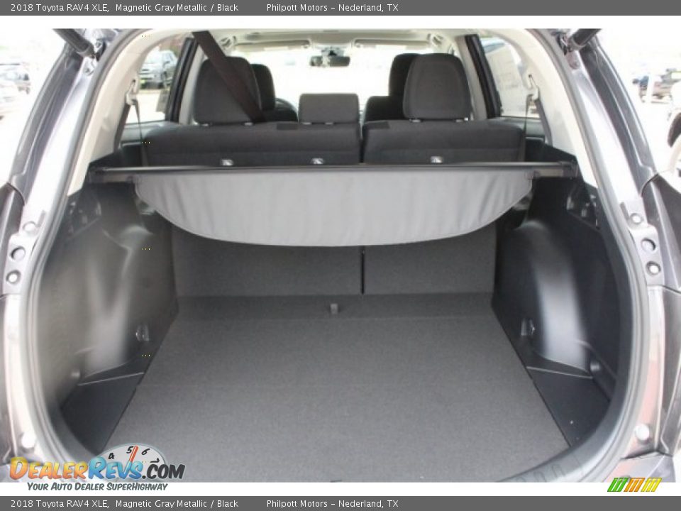 2018 Toyota RAV4 XLE Magnetic Gray Metallic / Black Photo #29