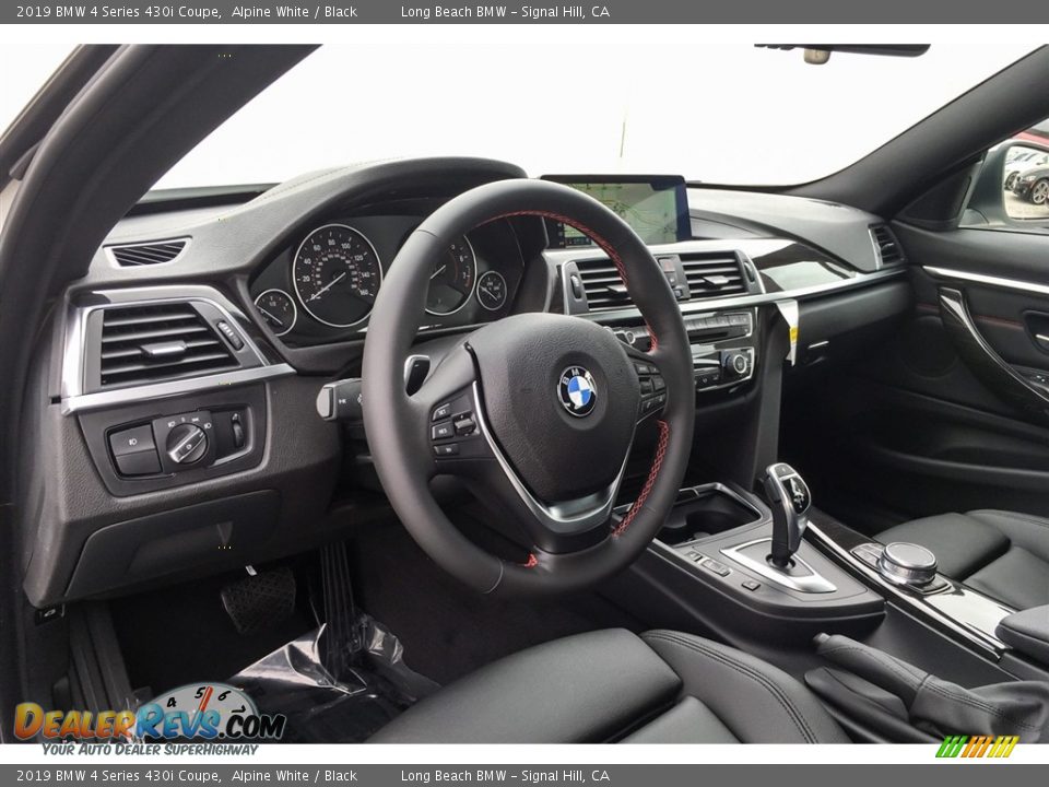 Dashboard of 2019 BMW 4 Series 430i Coupe Photo #5