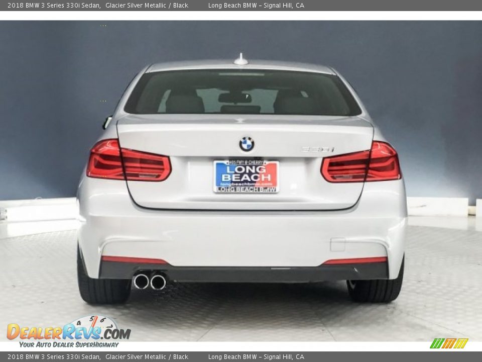 2018 BMW 3 Series 330i Sedan Glacier Silver Metallic / Black Photo #3