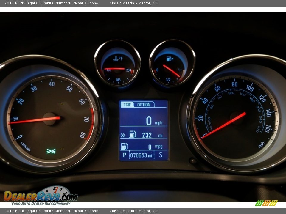 2013 Buick Regal GS White Diamond Tricoat / Ebony Photo #8
