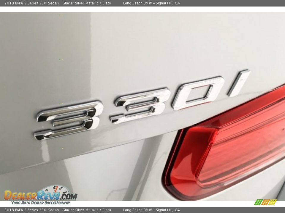 2018 BMW 3 Series 330i Sedan Glacier Silver Metallic / Black Photo #7