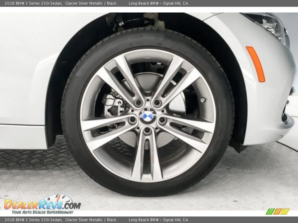 2018 BMW 3 Series 330i Sedan Glacier Silver Metallic / Black Photo #8