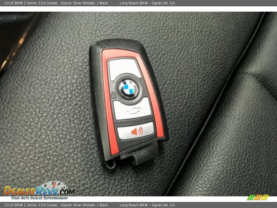 2018 BMW 3 Series 330i Sedan Glacier Silver Metallic / Black Photo #11