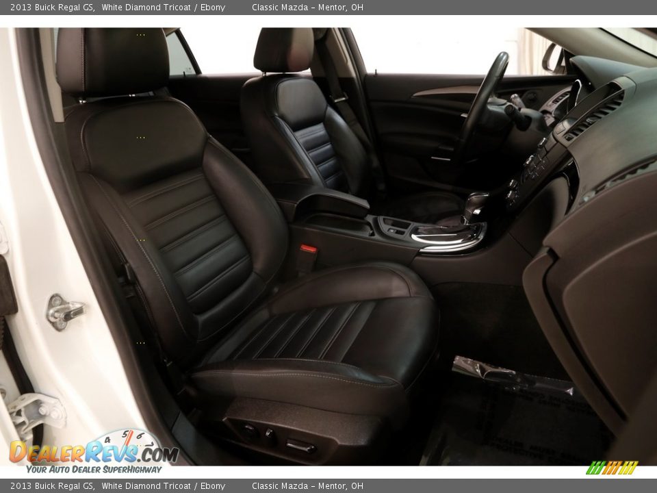 2013 Buick Regal GS White Diamond Tricoat / Ebony Photo #15