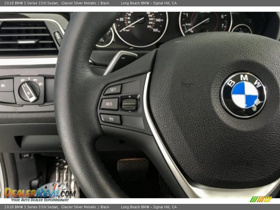 2018 BMW 3 Series 330i Sedan Glacier Silver Metallic / Black Photo #16