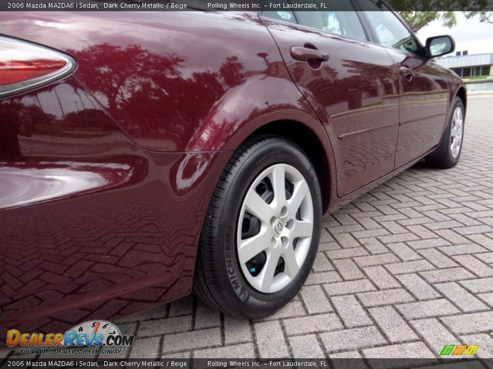 2006 Mazda MAZDA6 i Sedan Dark Cherry Metallic / Beige Photo #17
