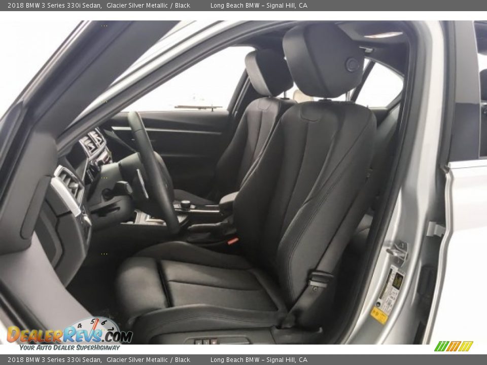 2018 BMW 3 Series 330i Sedan Glacier Silver Metallic / Black Photo #33