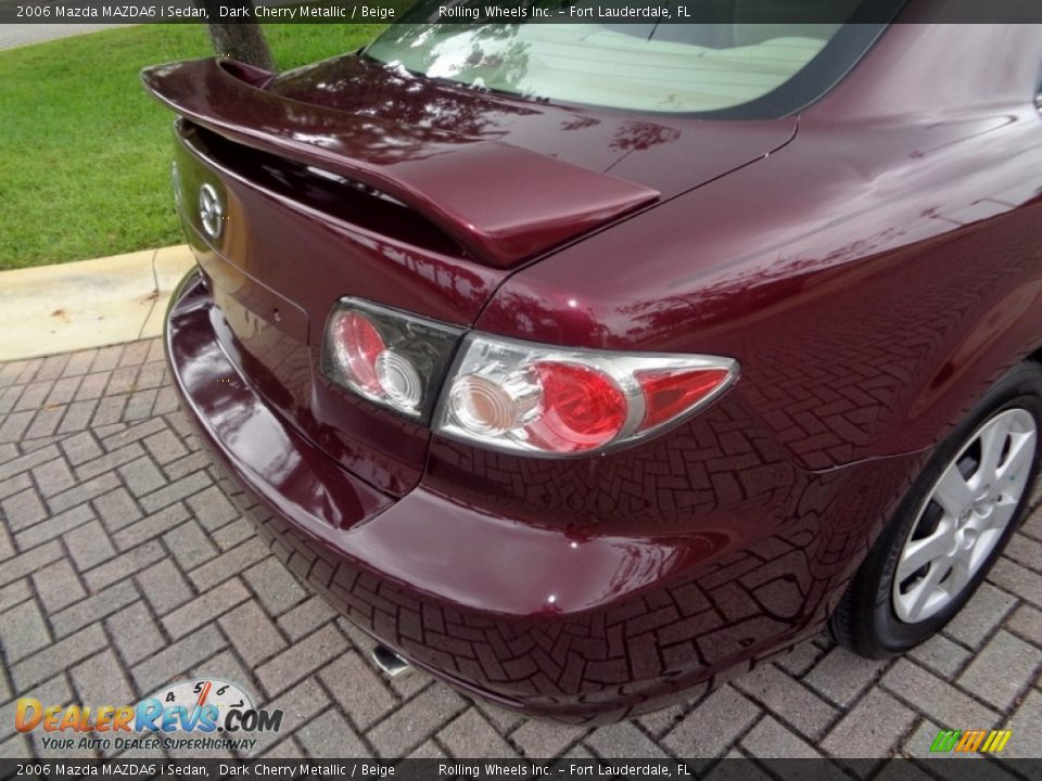 2006 Mazda MAZDA6 i Sedan Dark Cherry Metallic / Beige Photo #34