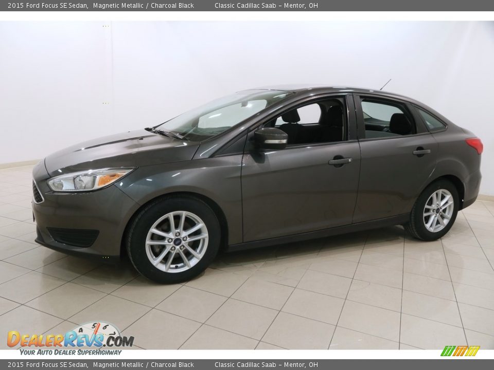 2015 Ford Focus SE Sedan Magnetic Metallic / Charcoal Black Photo #3