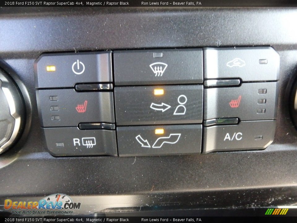 Controls of 2018 Ford F150 SVT Raptor SuperCab 4x4 Photo #18