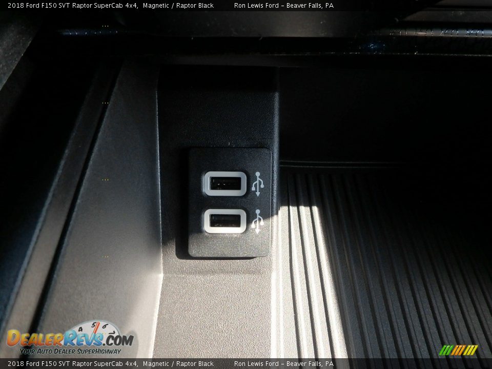 2018 Ford F150 SVT Raptor SuperCab 4x4 Magnetic / Raptor Black Photo #19