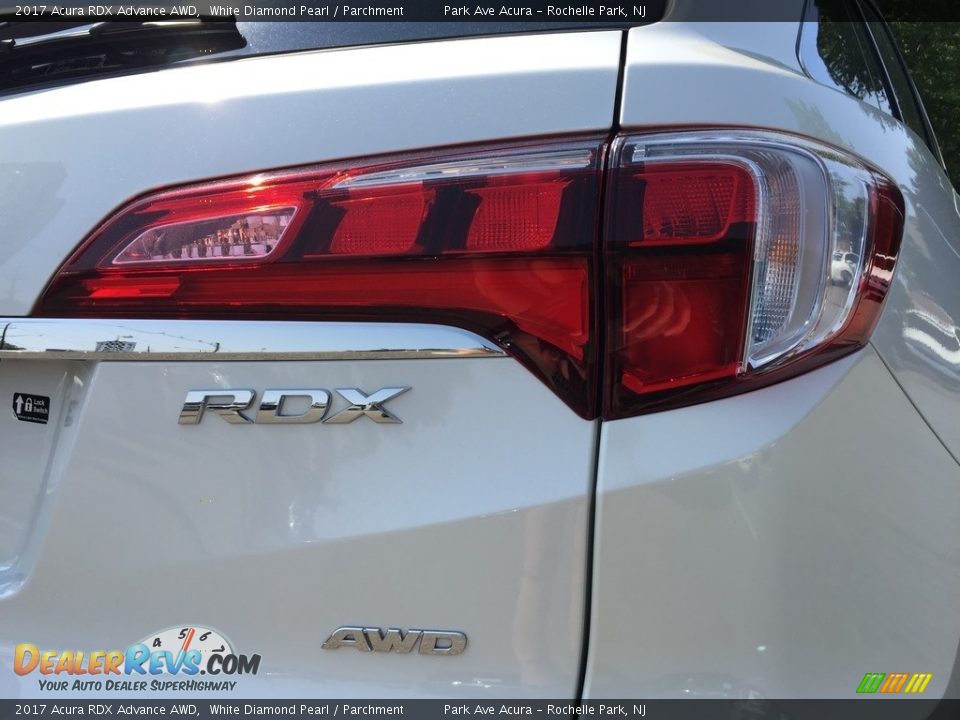 2017 Acura RDX Advance AWD White Diamond Pearl / Parchment Photo #23
