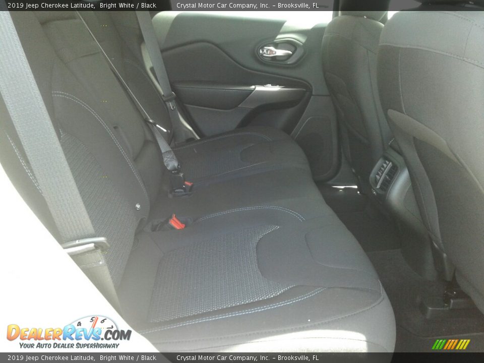 2019 Jeep Cherokee Latitude Bright White / Black Photo #11