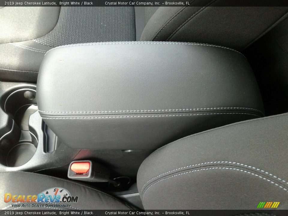 2019 Jeep Cherokee Latitude Bright White / Black Photo #18