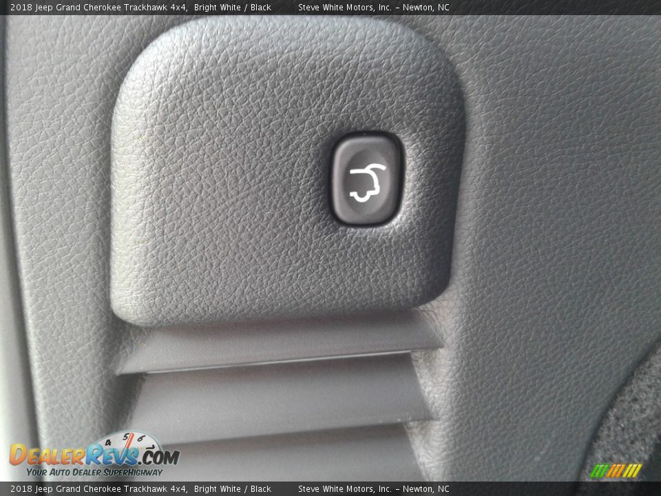 2018 Jeep Grand Cherokee Trackhawk 4x4 Bright White / Black Photo #13