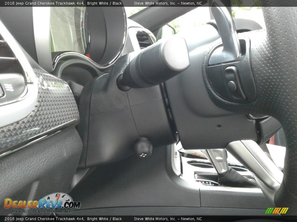 Controls of 2018 Jeep Grand Cherokee Trackhawk 4x4 Photo #18