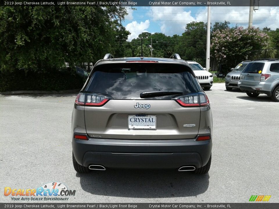 2019 Jeep Cherokee Latitude Light Brownstone Pearl / Black/Light Frost Beige Photo #4