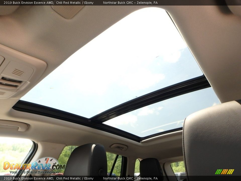 Sunroof of 2019 Buick Envision Essence AWD Photo #15