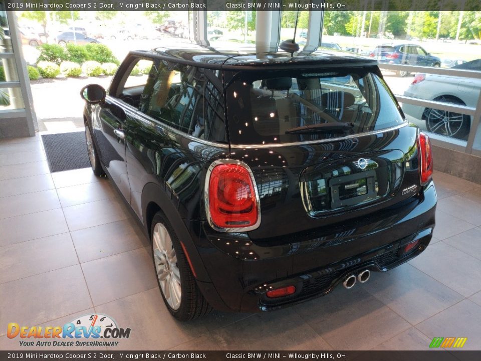2019 Mini Hardtop Cooper S 2 Door Midnight Black / Carbon Black Photo #2