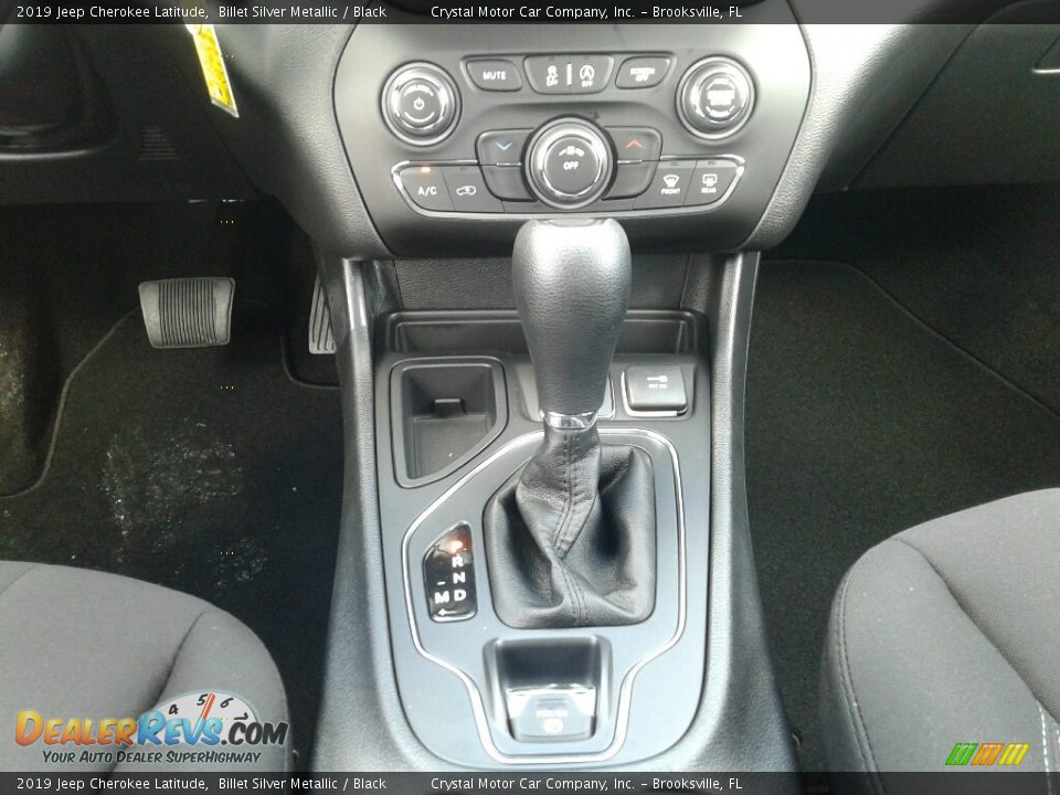 2019 Jeep Cherokee Latitude Billet Silver Metallic / Black Photo #15