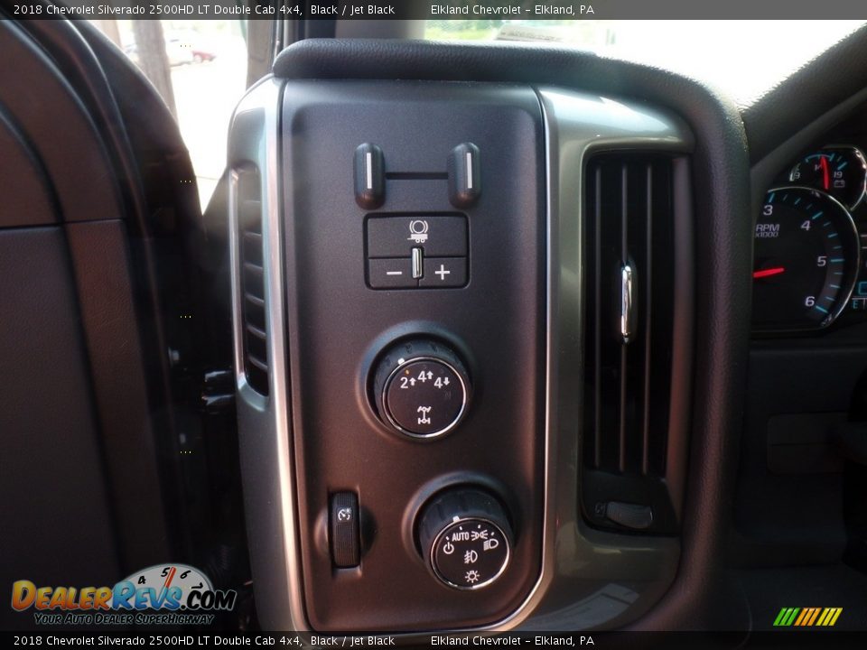 2018 Chevrolet Silverado 2500HD LT Double Cab 4x4 Black / Jet Black Photo #25
