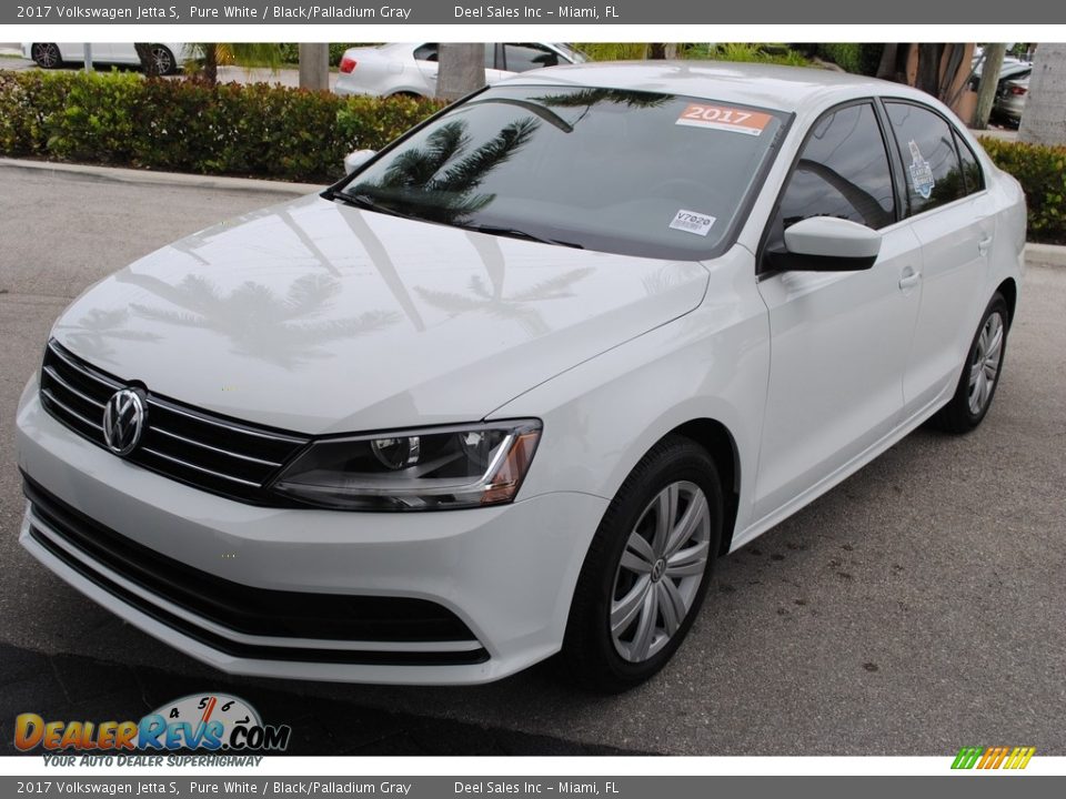 2017 Volkswagen Jetta S Pure White / Black/Palladium Gray Photo #4