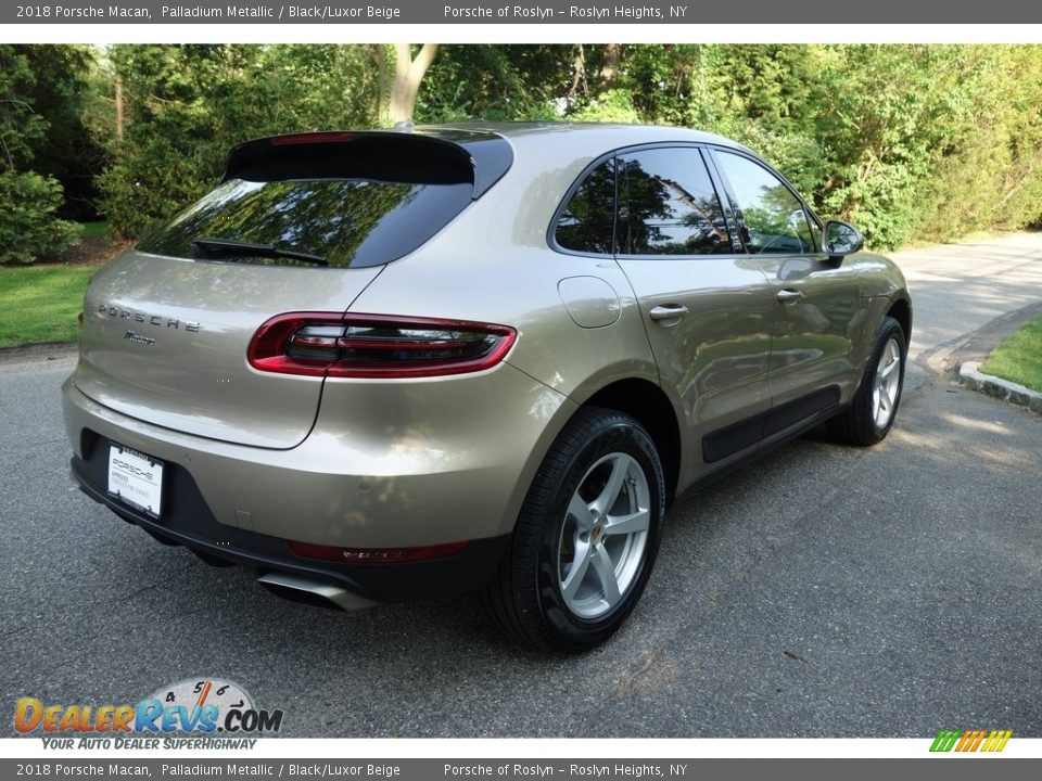 2018 Porsche Macan Palladium Metallic / Black/Luxor Beige Photo #6