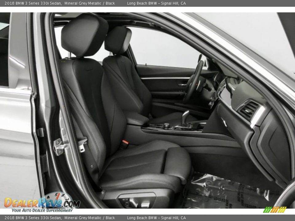 2018 BMW 3 Series 330i Sedan Mineral Grey Metallic / Black Photo #6
