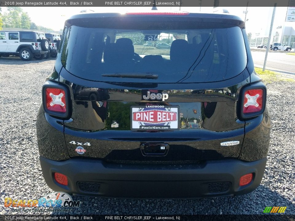2018 Jeep Renegade Latitude 4x4 Black / Black Photo #5