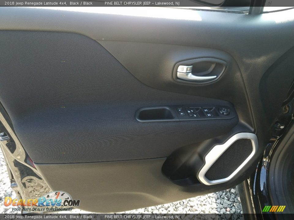 2018 Jeep Renegade Latitude 4x4 Black / Black Photo #6