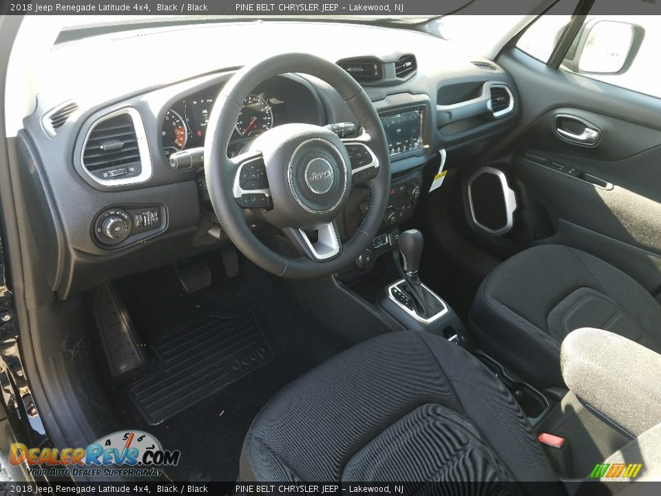 2018 Jeep Renegade Latitude 4x4 Black / Black Photo #7